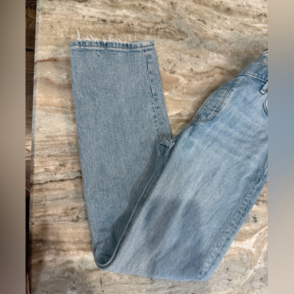 Women’s ABERCROMBIE & FITCH The Dad Jean- High Rise Crossover. Size 0 Short - Picture 7 of 9